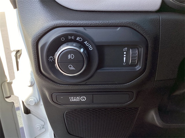 Used Car 2023 Jeep Gladiator  High Altitude For Sale Under $40,000 In San Antonio, Texas