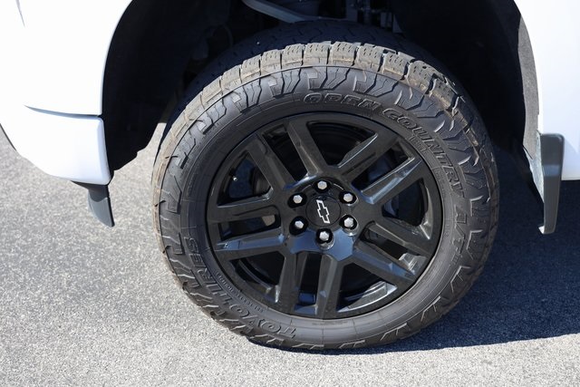 2023 Chevrolet Silverado 1500 RST - 9