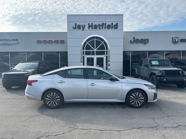 2024 Nissan Altima 2.5 SV FWD