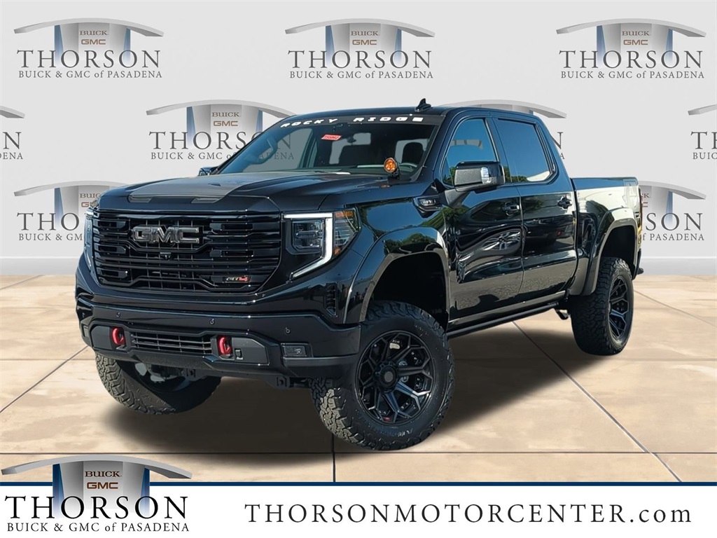 2025 GMC Sierra 1500 AT4 Crew Cab 4WD