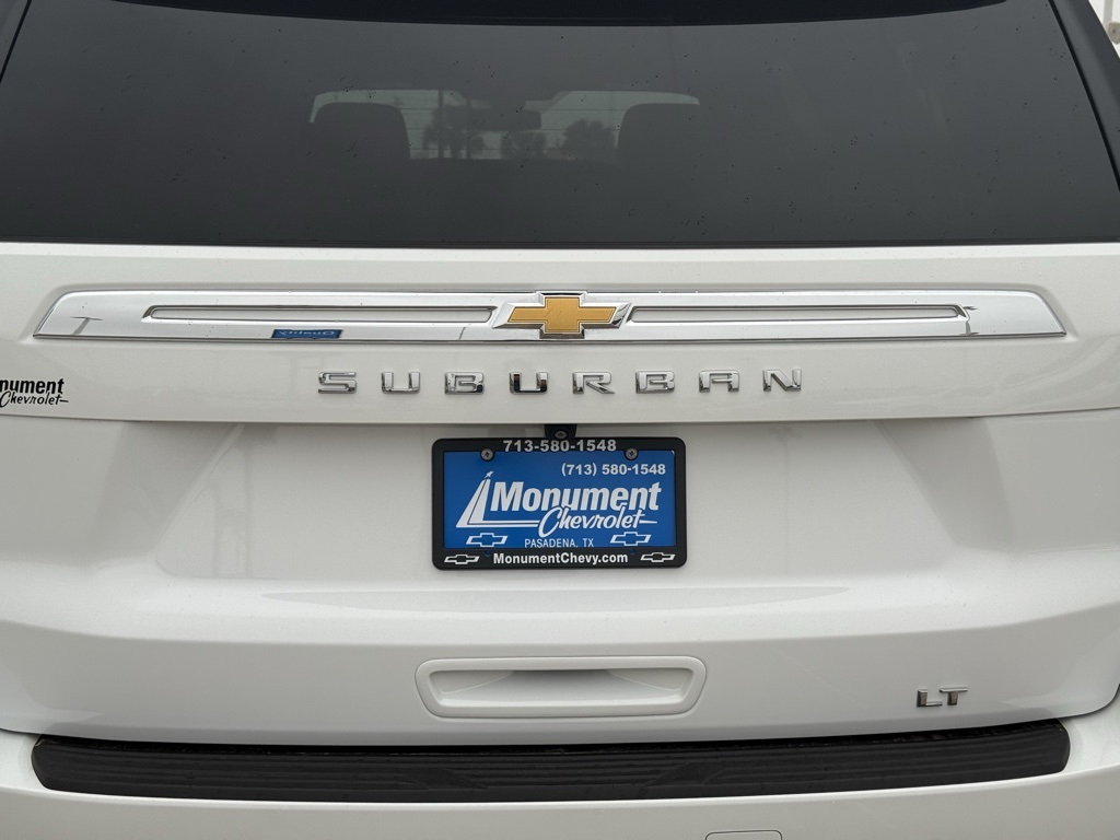 2022 Chevrolet Suburban LT White at Bayway Cadillac of The Woodlands