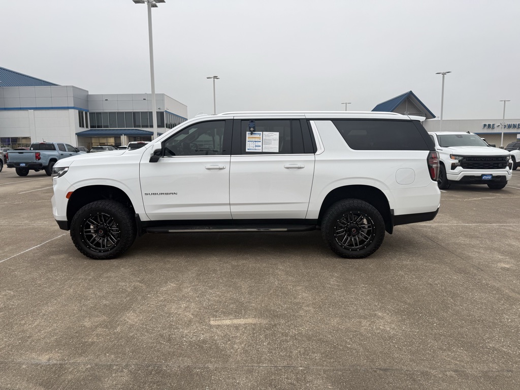 2022 Chevrolet Suburban LT White at Bayway Cadillac of The Woodlands