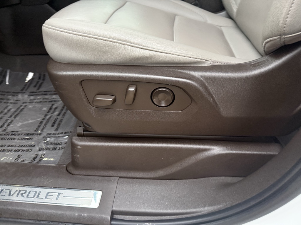 2022 Chevrolet Suburban LT White at Bayway Cadillac of The Woodlands