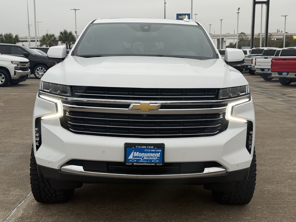 2022 Chevrolet Suburban LT White at Bayway Cadillac of The Woodlands