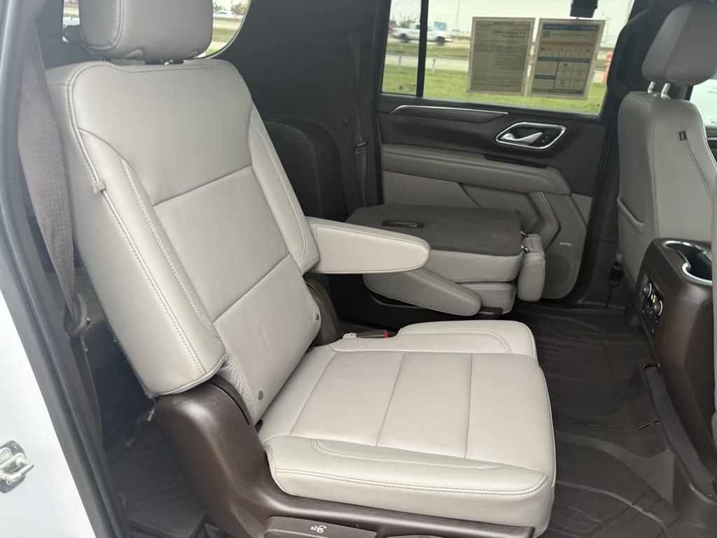 2022 Chevrolet Suburban LT White at Bayway Cadillac of The Woodlands