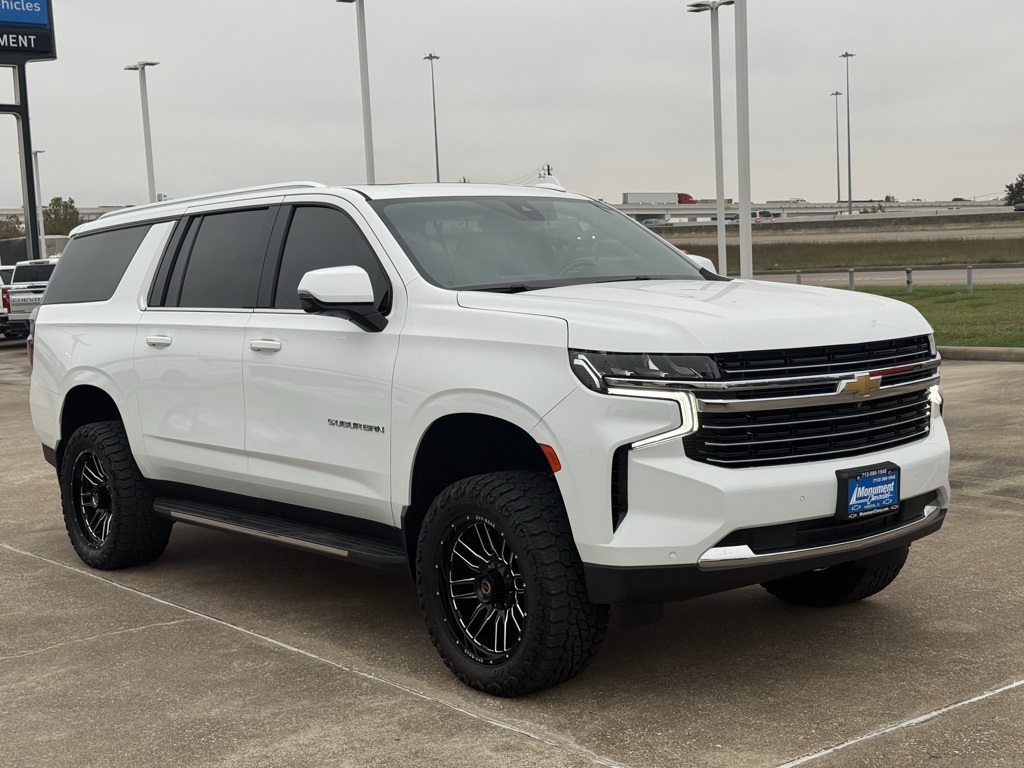 2022 Chevrolet Suburban LT White at Bayway Cadillac of The Woodlands