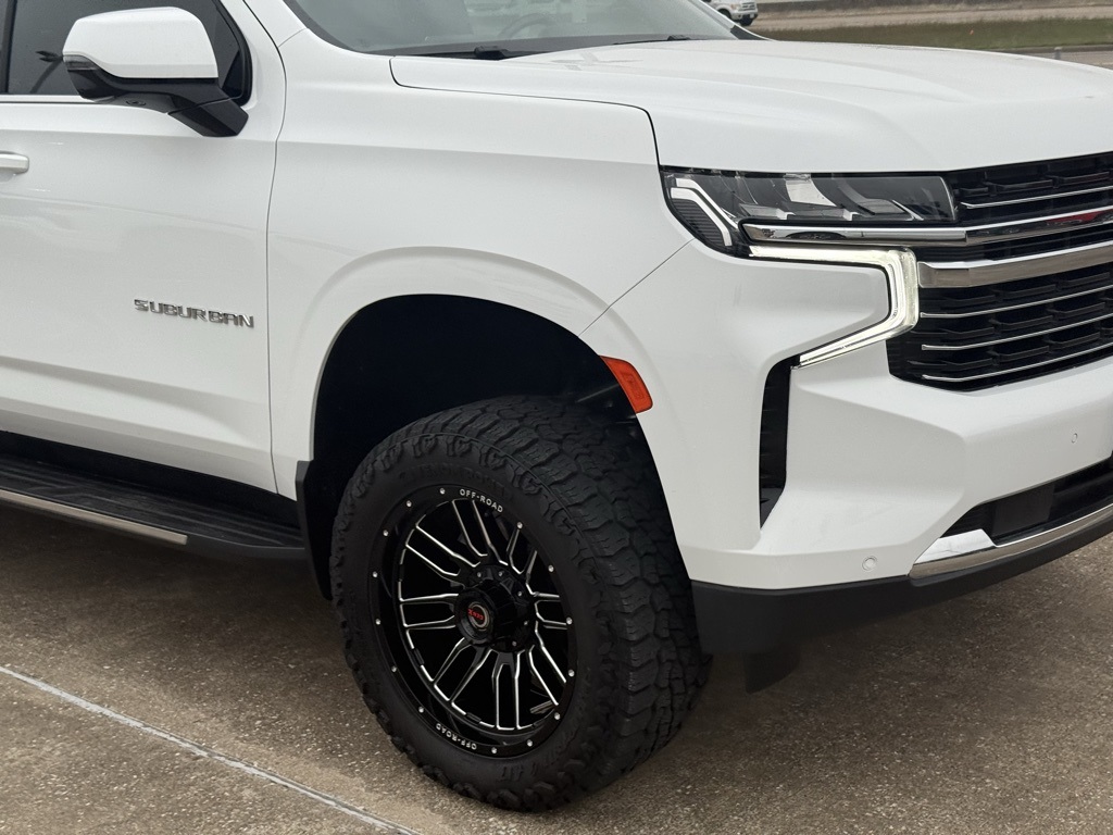 2022 Chevrolet Suburban LT White at Bayway Cadillac of The Woodlands