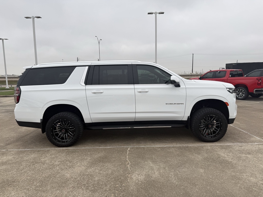 2022 Chevrolet Suburban LT White at Bayway Cadillac of The Woodlands