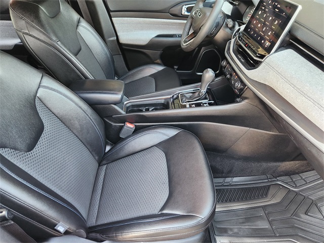 2024 Jeep Compass Latitude Silver at Martin Chrysler Dodge Jeep Ram