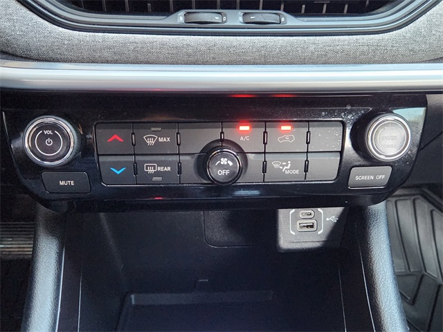 2024 Jeep Compass Latitude Silver at Martin Chrysler Dodge Jeep Ram