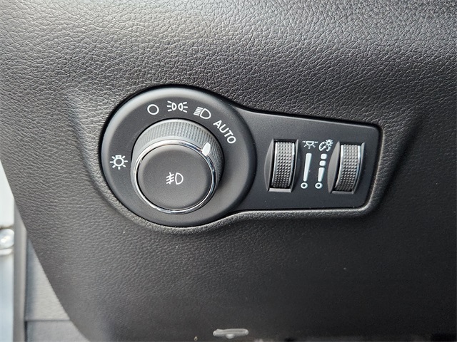 2024 Jeep Compass Latitude Silver at Martin Chrysler Dodge Jeep Ram