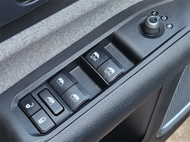 2024 Jeep Compass Latitude Silver at Martin Chrysler Dodge Jeep Ram