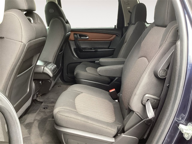 Used Car 2016 Chevrolet Traverse  Lt For Sale Under $12,000 In San Antonio, Texas