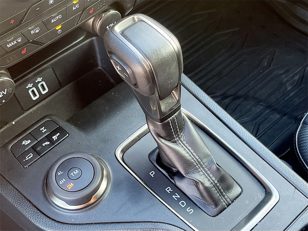 2023 Ford Ranger Lariat Green at Legacy Ford