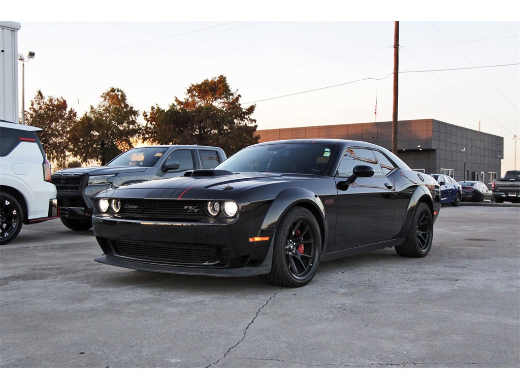 2023 Dodge Challenger R/T Scat Pack Widebody - 1