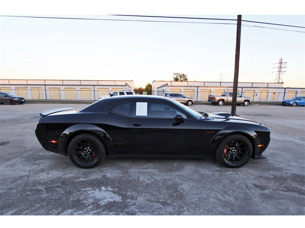 2023 Dodge Challenger R/T Scat Pack Widebody - 4
