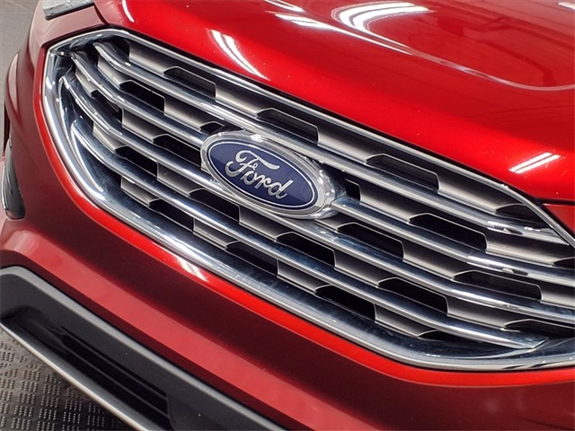 2021 Ford Edge