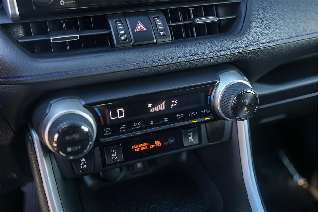 Used Car 2020 Toyota Rav4 Hybrid  Xse For Sale Under $30,000 In Austin, Texas