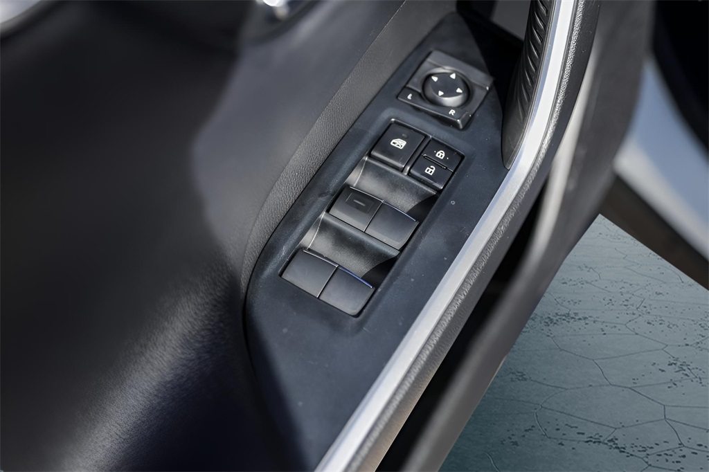 Used Car 2020 Toyota Rav4 Hybrid  Xse For Sale Under $30,000 In Austin, Texas