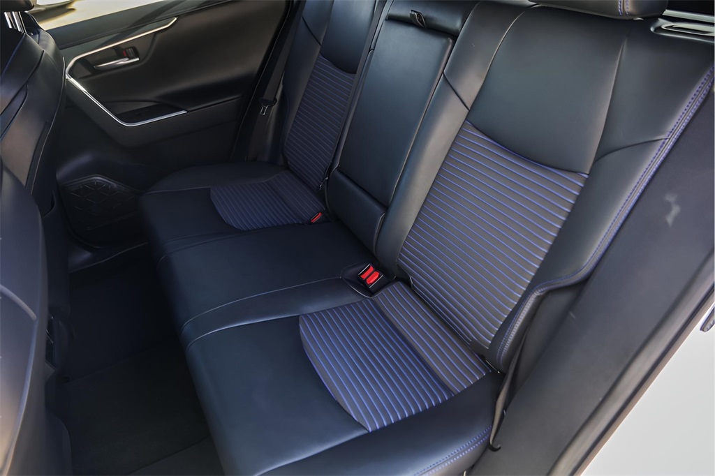 Used Car 2020 Toyota Rav4 Hybrid  Xse For Sale Under $30,000 In Austin, Texas