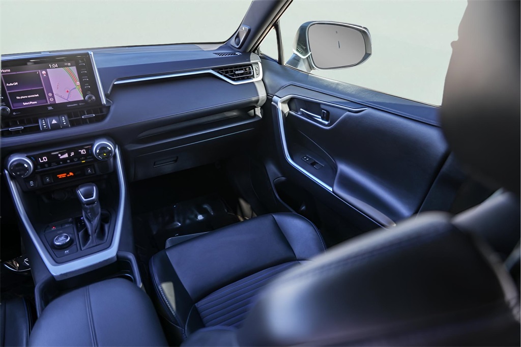 Used Car 2020 Toyota Rav4 Hybrid  Xse For Sale Under $30,000 In Austin, Texas