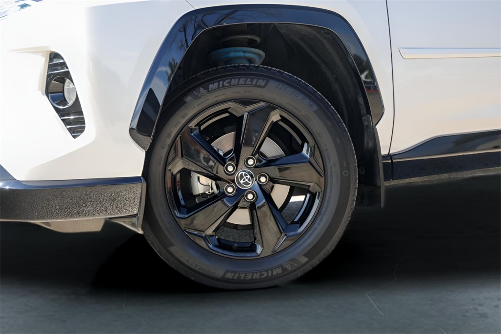 Used Car 2020 Toyota Rav4 Hybrid  Xse For Sale Under $30,000 In Austin, Texas