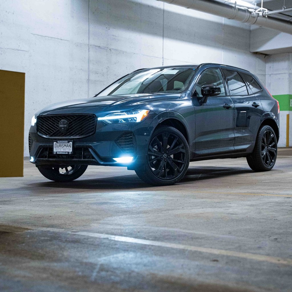2026 Volvo XC60 B5 Ultra Black Edition AWD