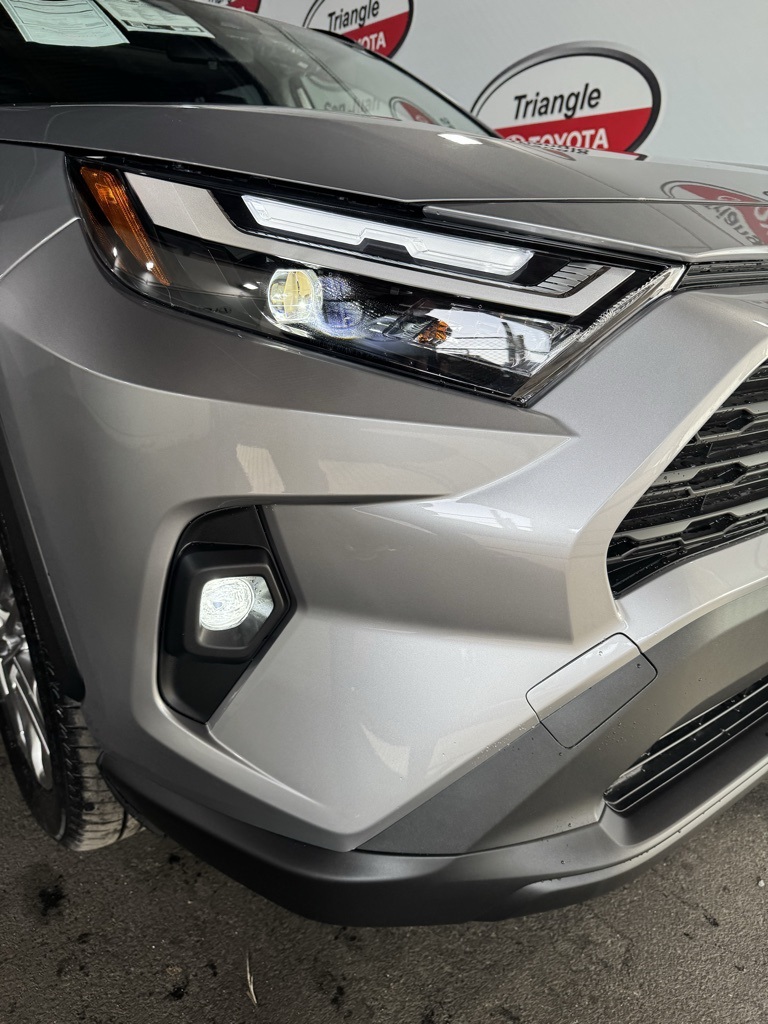 Thumbnail: 2025 Toyota RAV4 - 13