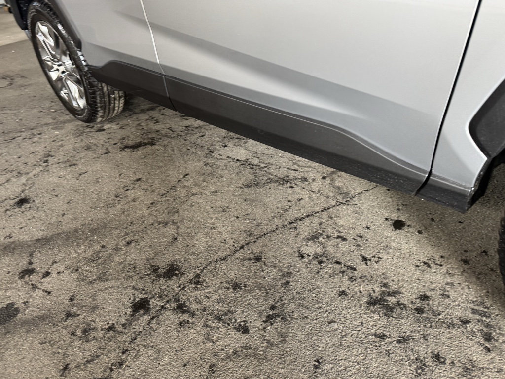 Thumbnail: 2025 Toyota RAV4 - 8