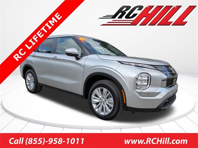 2025 Mitsubishi Outlander ES