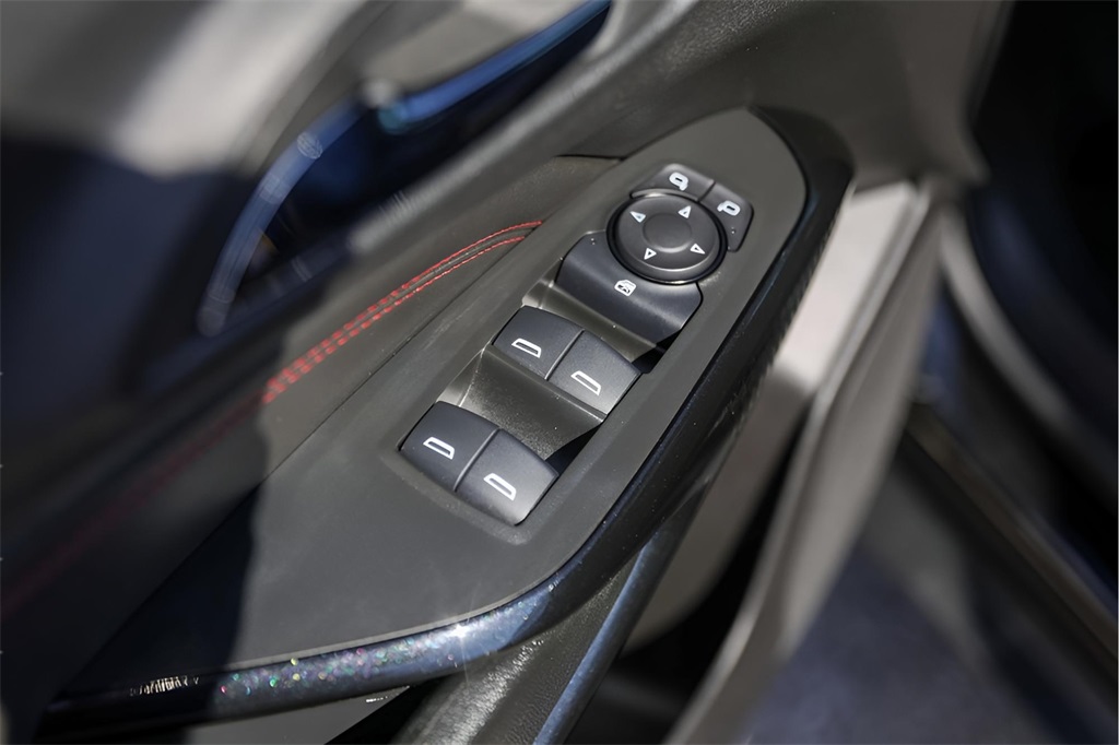 Used Car 2024 Chevrolet Trax  2rs For Sale Under $25,000 In Austin, Texas