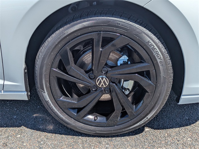 2025 Volkswagen Jetta 1.5T SE - 10