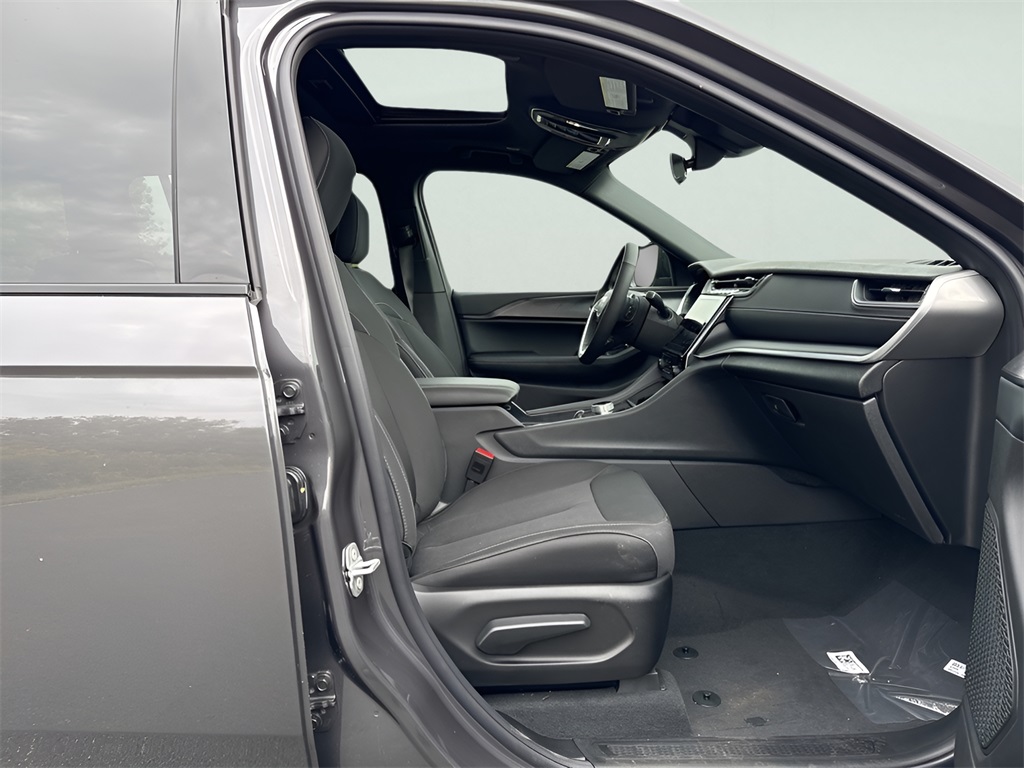 2025 Jeep Grand Cherokee L