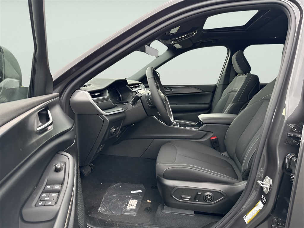 2025 Jeep Grand Cherokee L