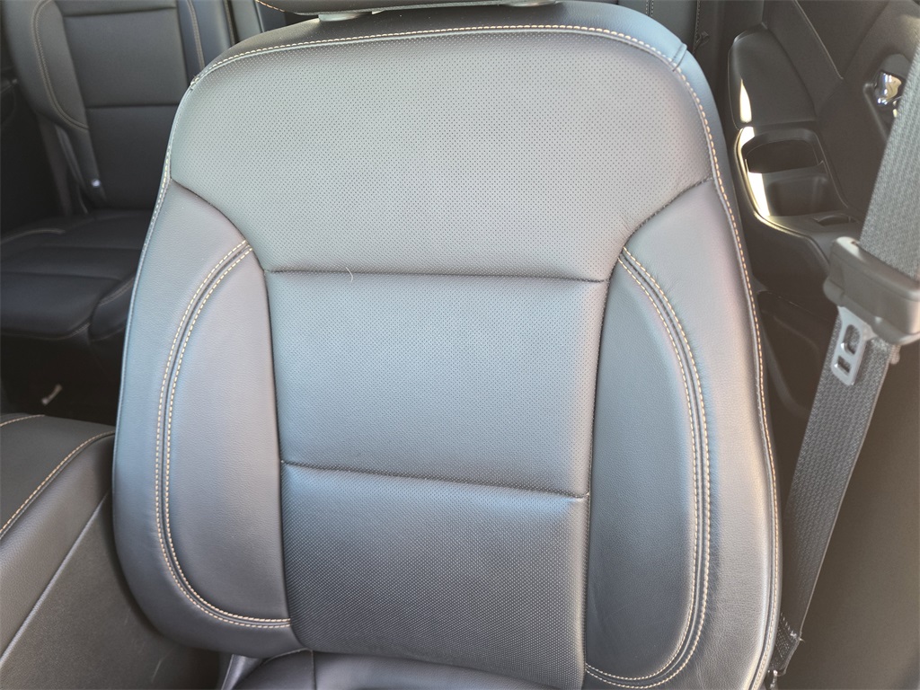 2019 Chevrolet Traverse Premier White at Classic Elite Chevrolet Hwy 6