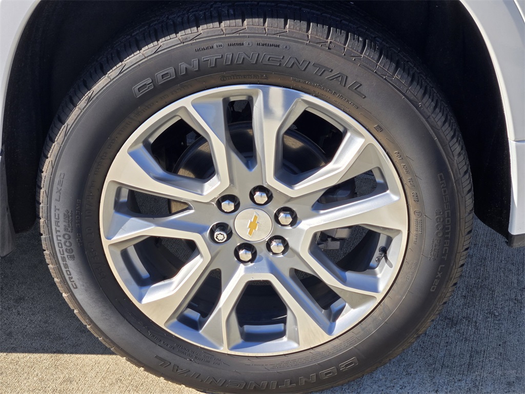 2019 Chevrolet Traverse Premier White at Classic Elite Chevrolet Hwy 6