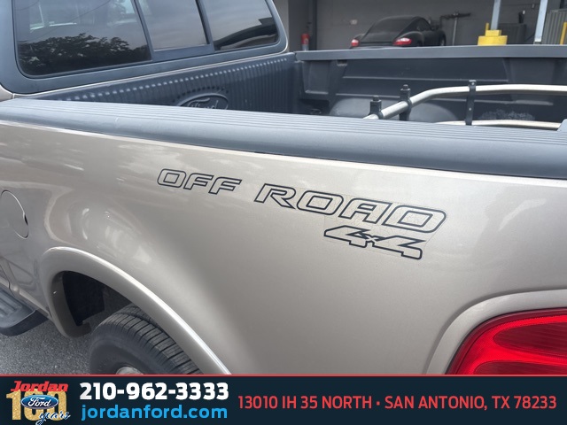 Used Car 2001 Ford F-150  Lariat For Sale Under $12,000 In San Antonio, Texas