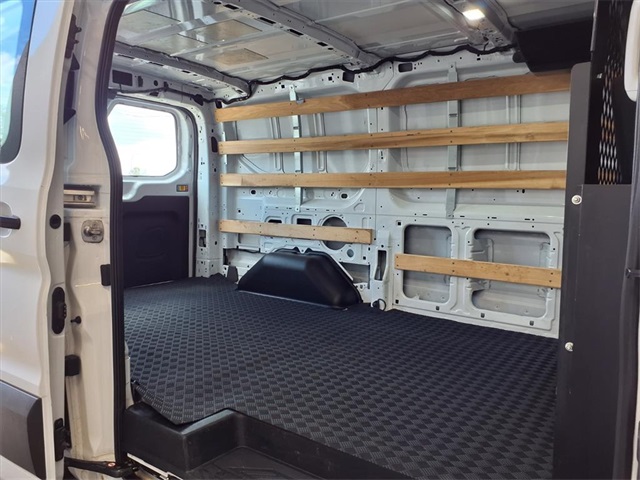 2023 Ford Transit-250