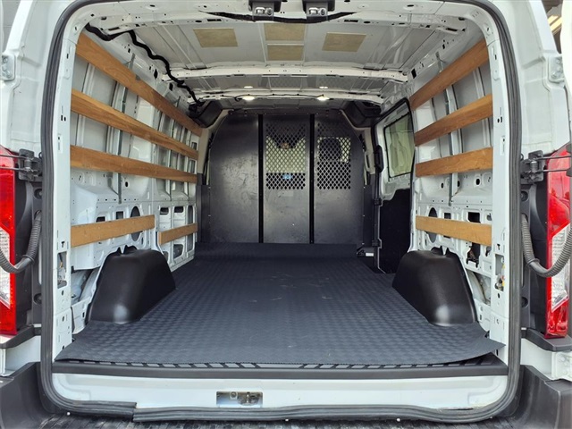 2023 Ford Transit-250