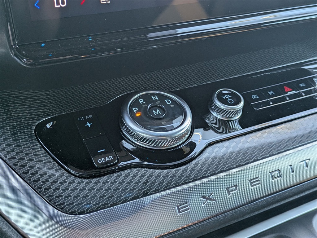 New 2025 Ford Expedition Max For Sale in Findlay, OH
