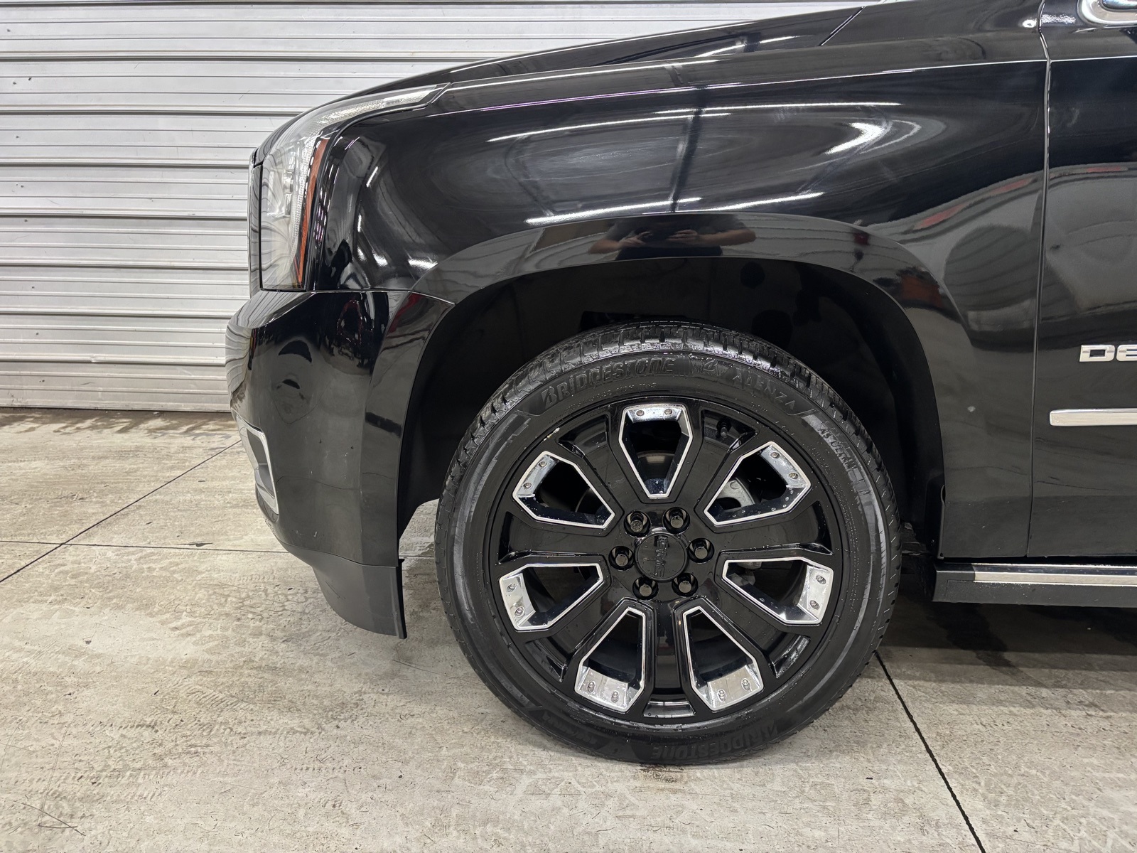 2019 Gmc Yukon Denali photo 4