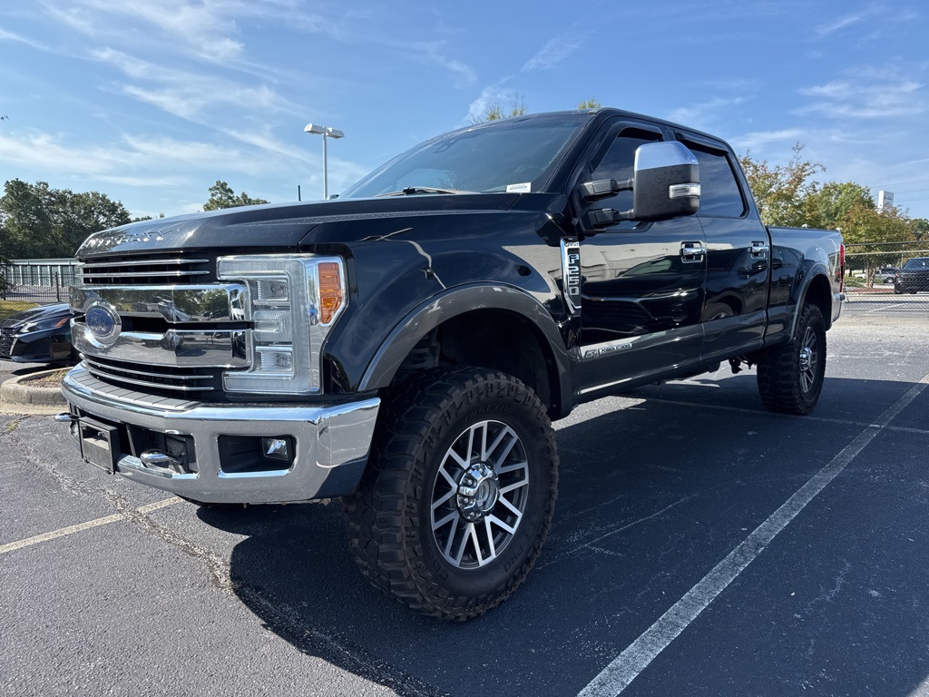 2018 Ford F-250 Lariat photo 3