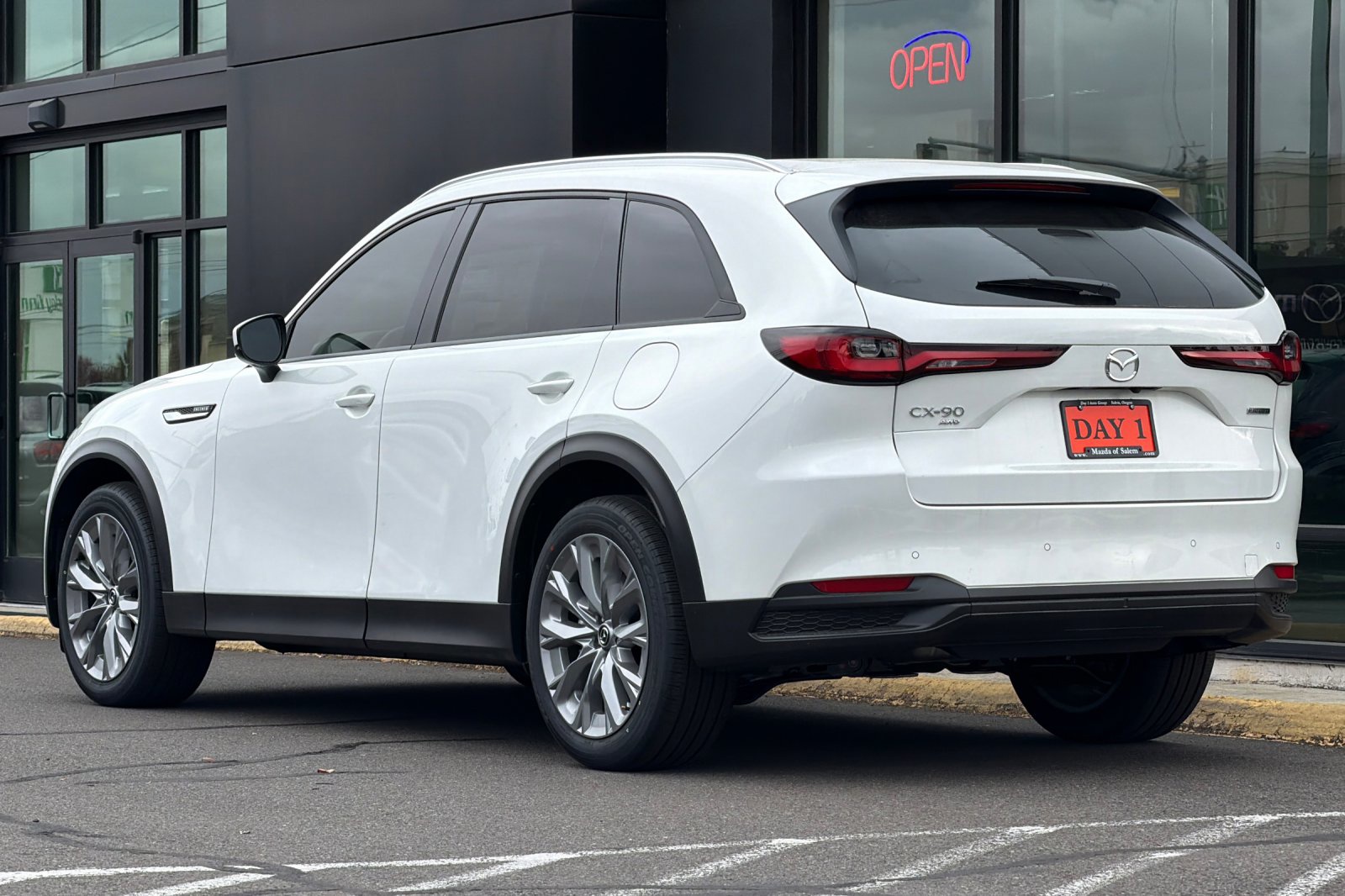 2026 Mazda CX-90 Preferred Package - Photo 6