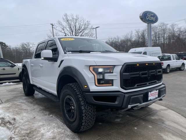 2017 Ford F-150 Raptor SuperCrew 4WD