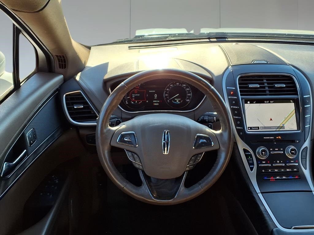 2018 Lincoln MKX Reserve White at Parkway Family Mazda