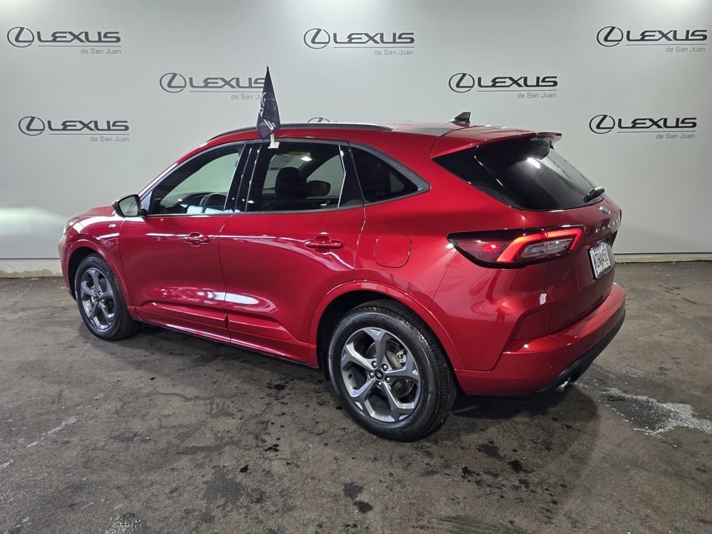 Thumbnail: 2023 Ford Escape - 8
