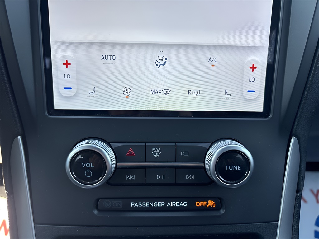 2022 Ford Edge