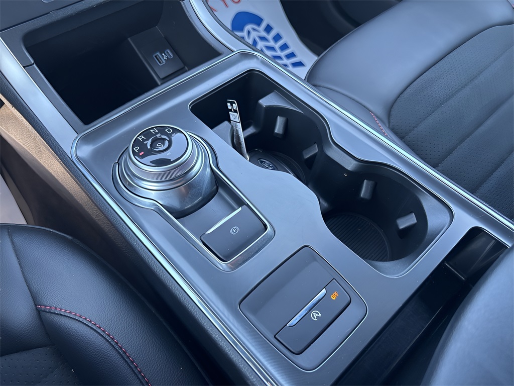 2022 Ford Edge