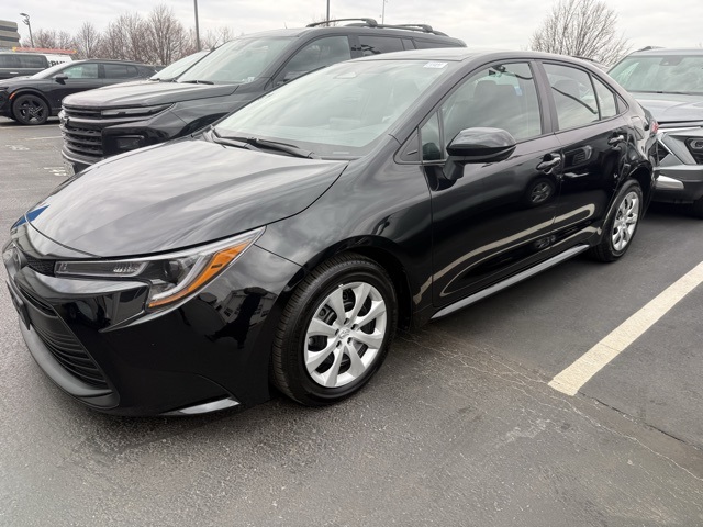 2025 Toyota Corolla LE FWD