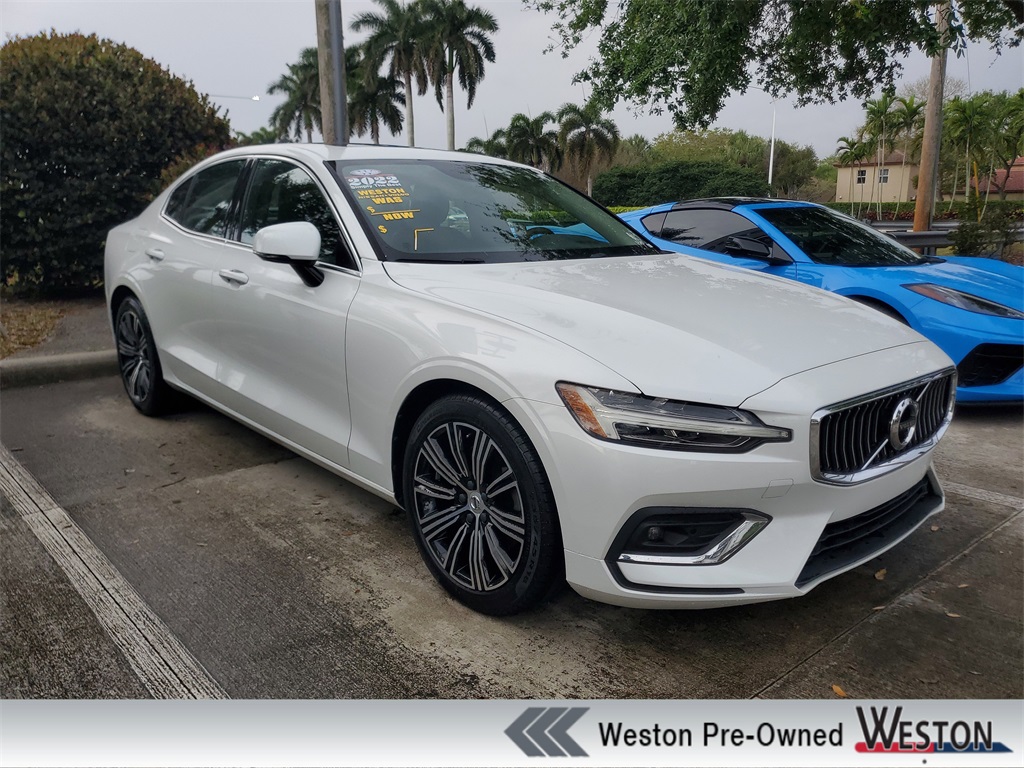 2022 Volvo S60 B5 Inscription FWD